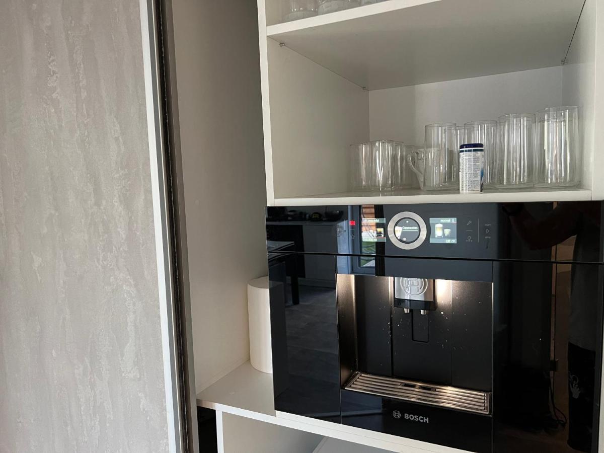 Luxury Westpark 2-Room Apartment Lakeview W5 Βουκουρέστι Εξωτερικό φωτογραφία